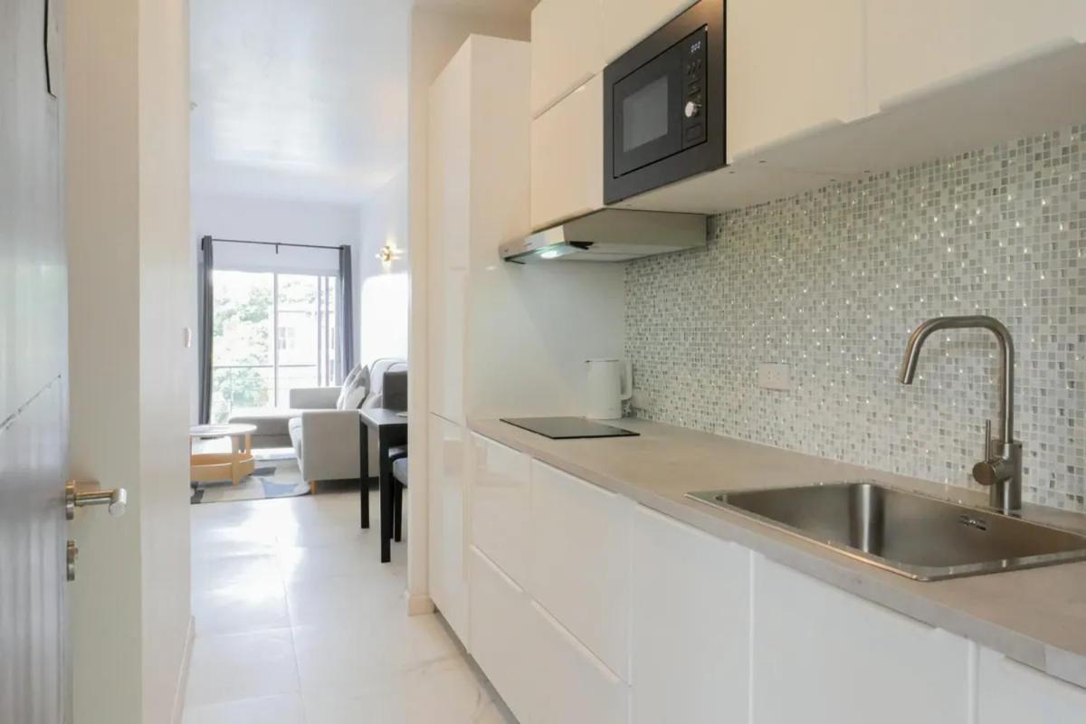 The Replay 1br With Terrace And Sea View * Strand Bang Rak